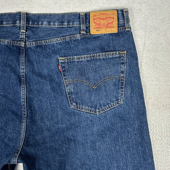 Levis 505 Jeans Mens 52x32 Regular Fit Straight Leg Non-Stretch Blue Stone Wash - Picture 6 of 15
